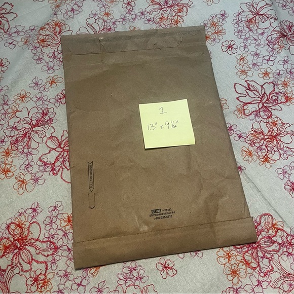 Free with purchase- Lot of Eco friendly padded mailers - 28 total - Picture 3 of 5